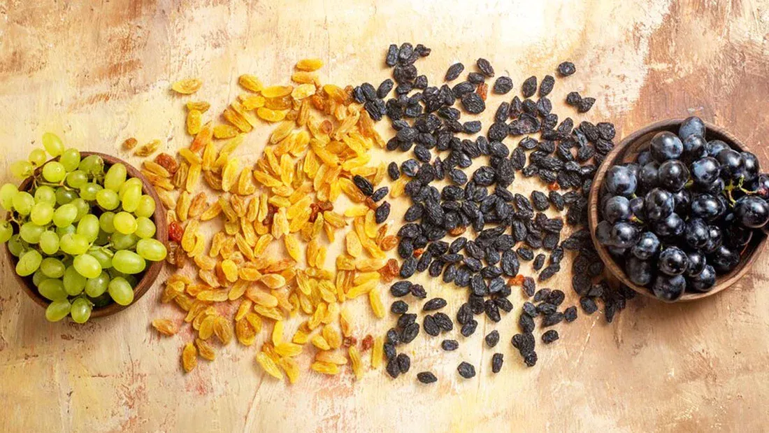 Dry Raisin Green / Black